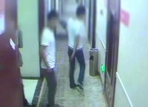 男子约女网友遭灌醉后被盗17万_北京一男子约会3名女子，被灌醉转走17万！警方披露——